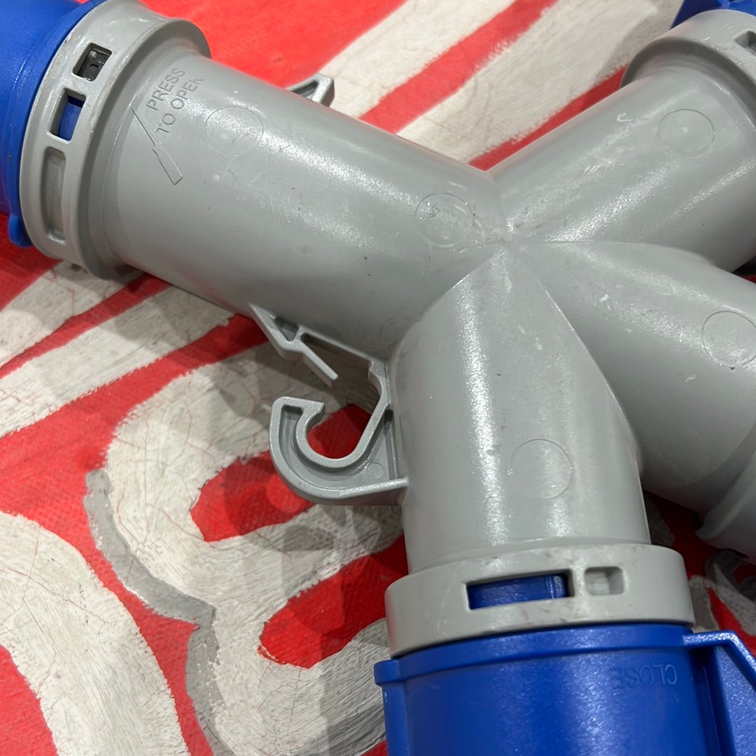 16 Amp Electric socket مقبس كهربائي