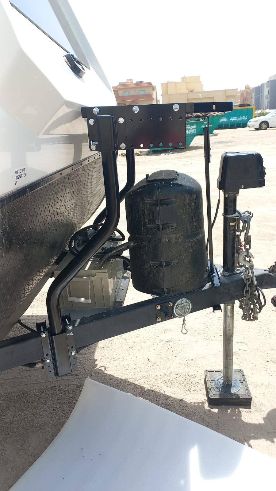 Adjustable trailer tray قاعدة المولد