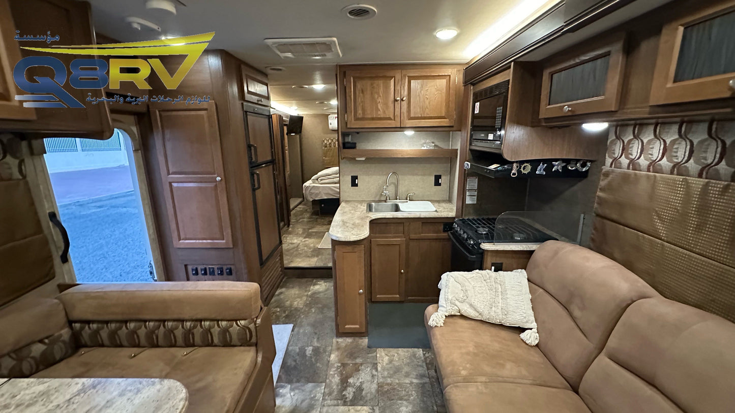 2016 Coachman Leprechaun 32BH