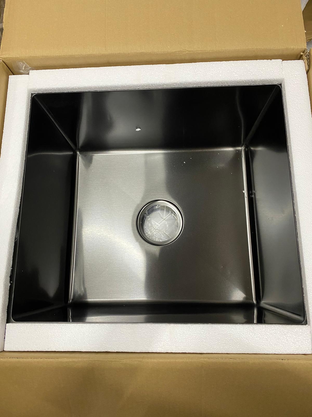 Stainless Steel Kitchen Sink - Black Matt حوض مغسلة ستيل اسود