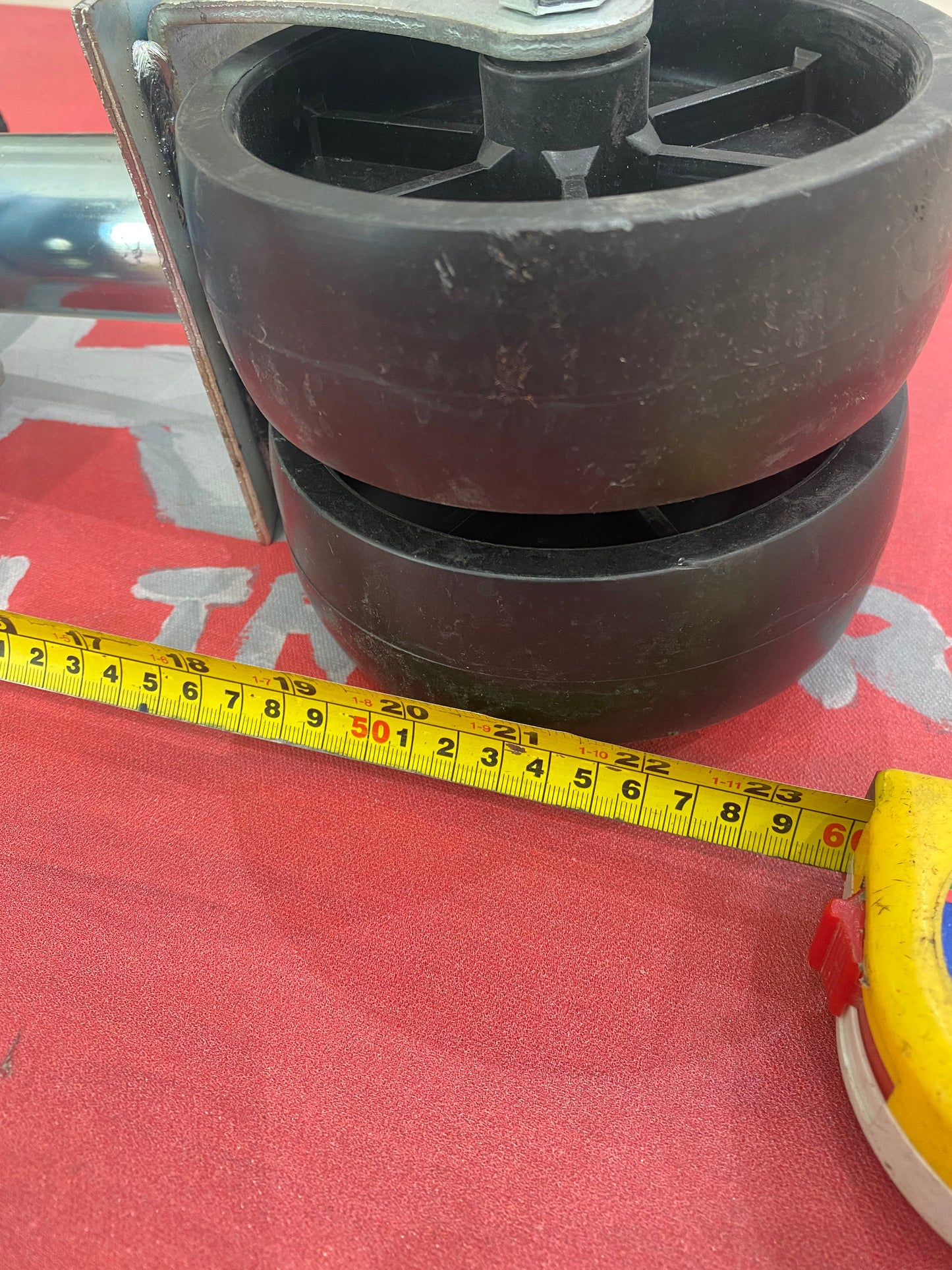 Front Jack double wheels 2000 pounds جيك