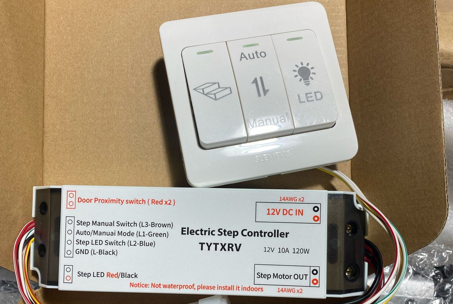 12 V Aluminum Entry 1 Step WITH STEP MOTOR سلم المدخل