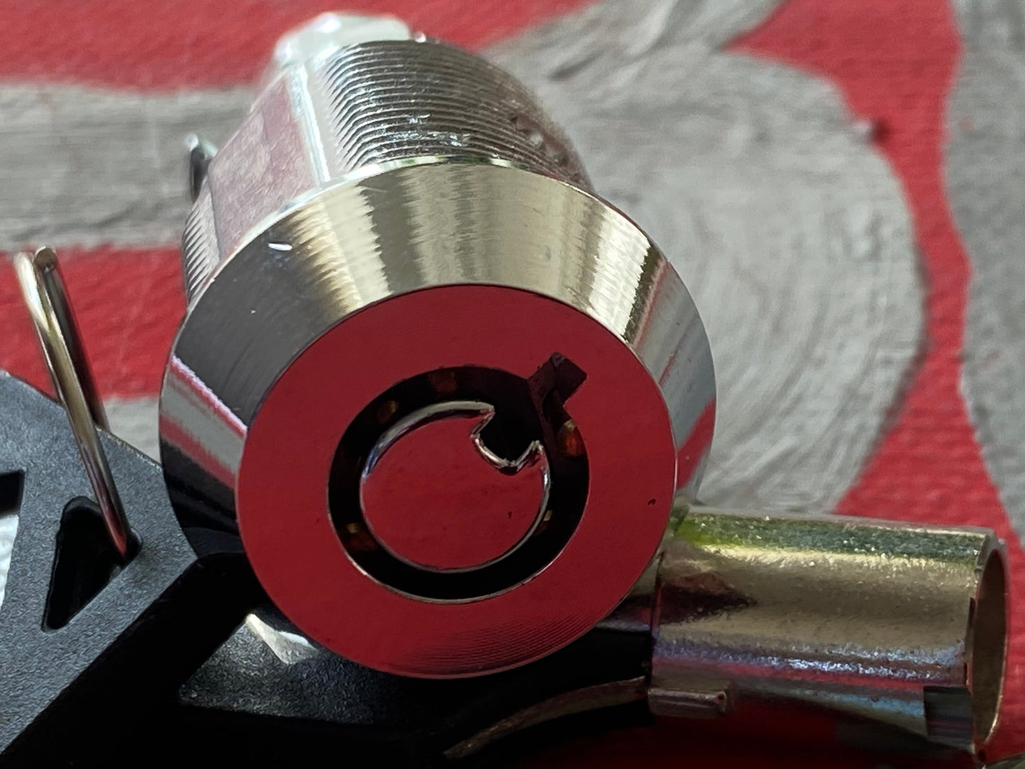 Storage lock قفل باب المخزن