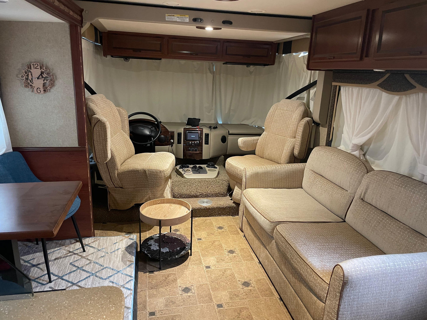 2014 Thor Hurricane 32N