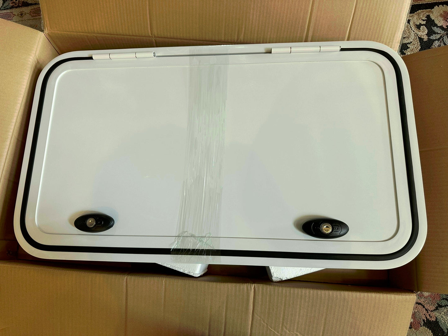 Storage Door White 645 Wide x 345 High باب مخزن