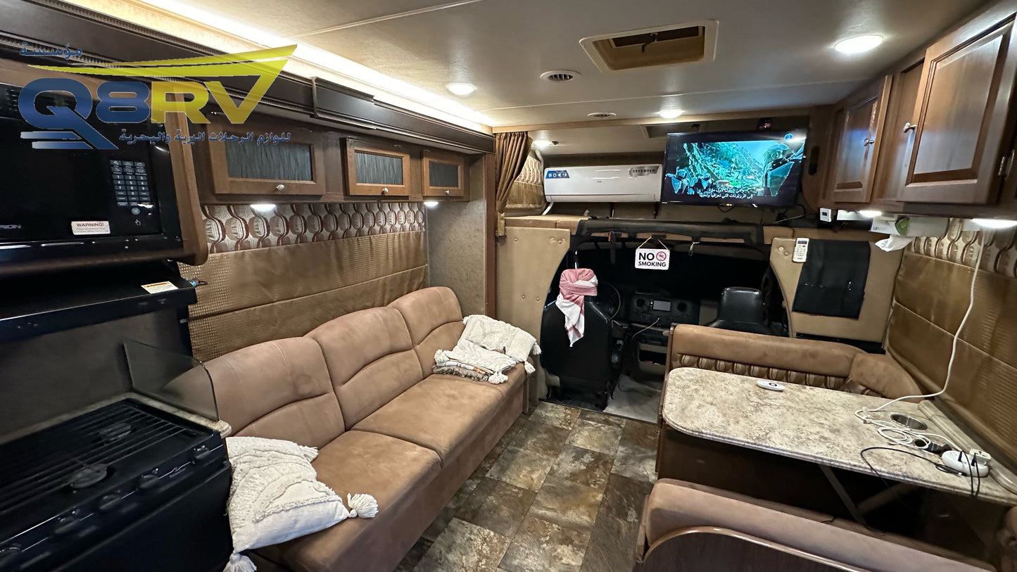 2016 Coachman Leprechaun 32BH