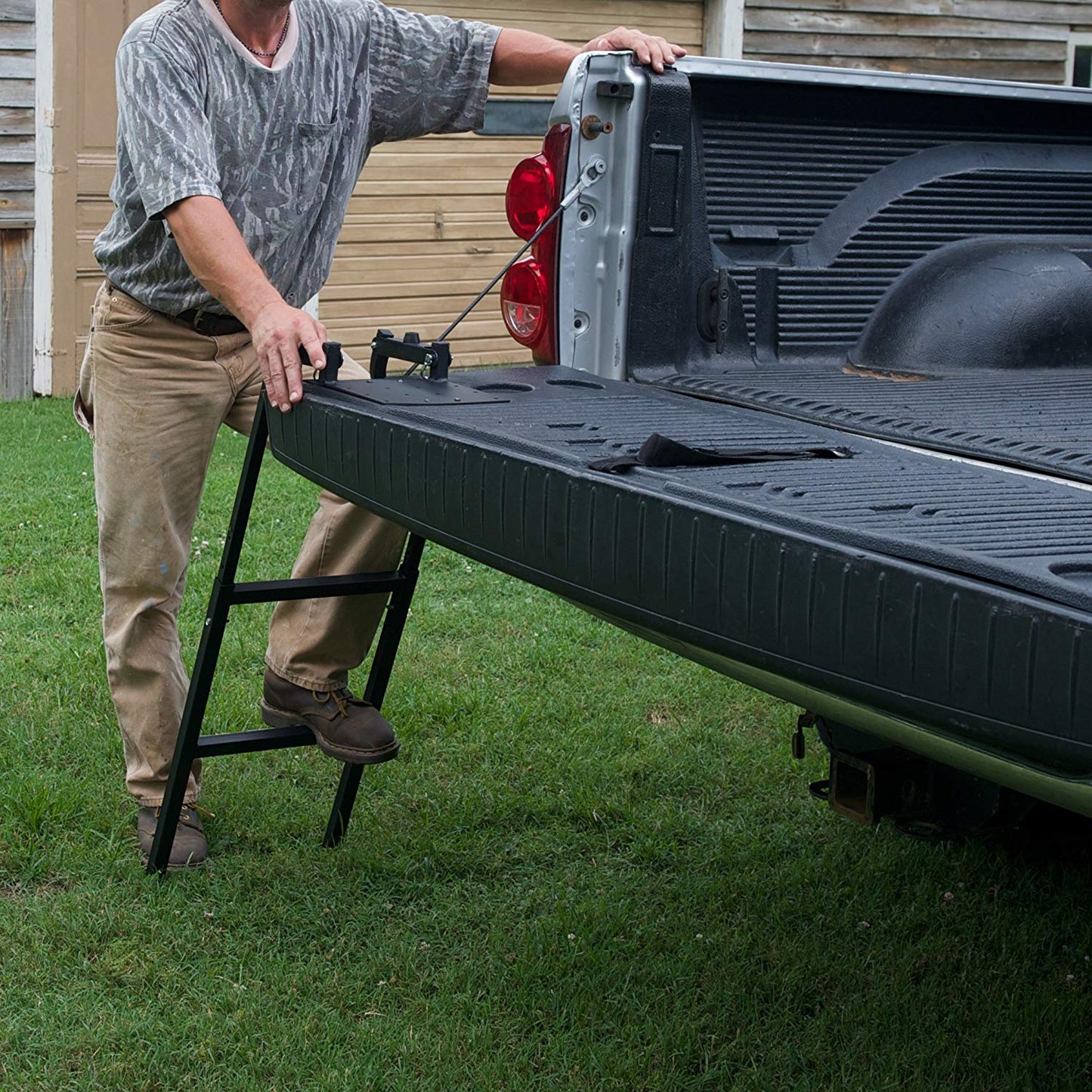 Tailgate Ladder سلم حوض الوانيت