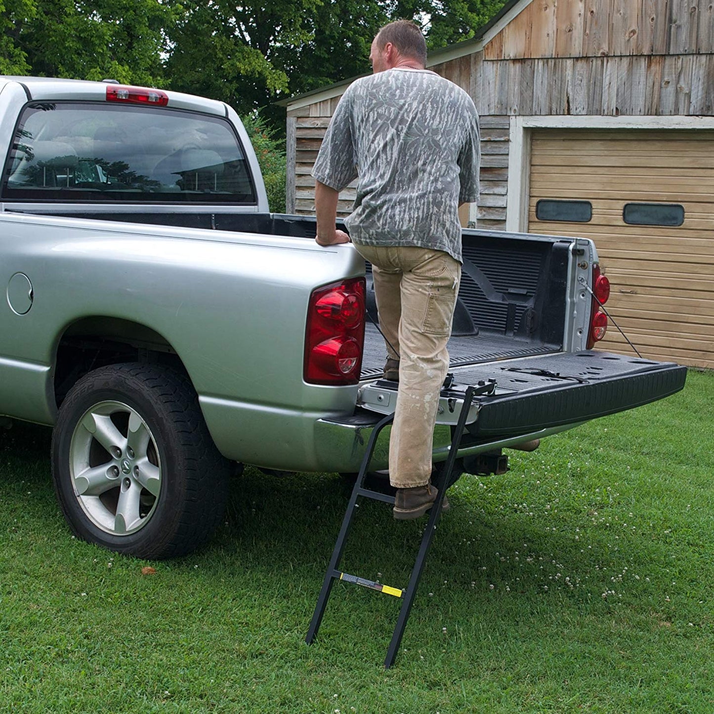 Tailgate Ladder سلم حوض الوانيت