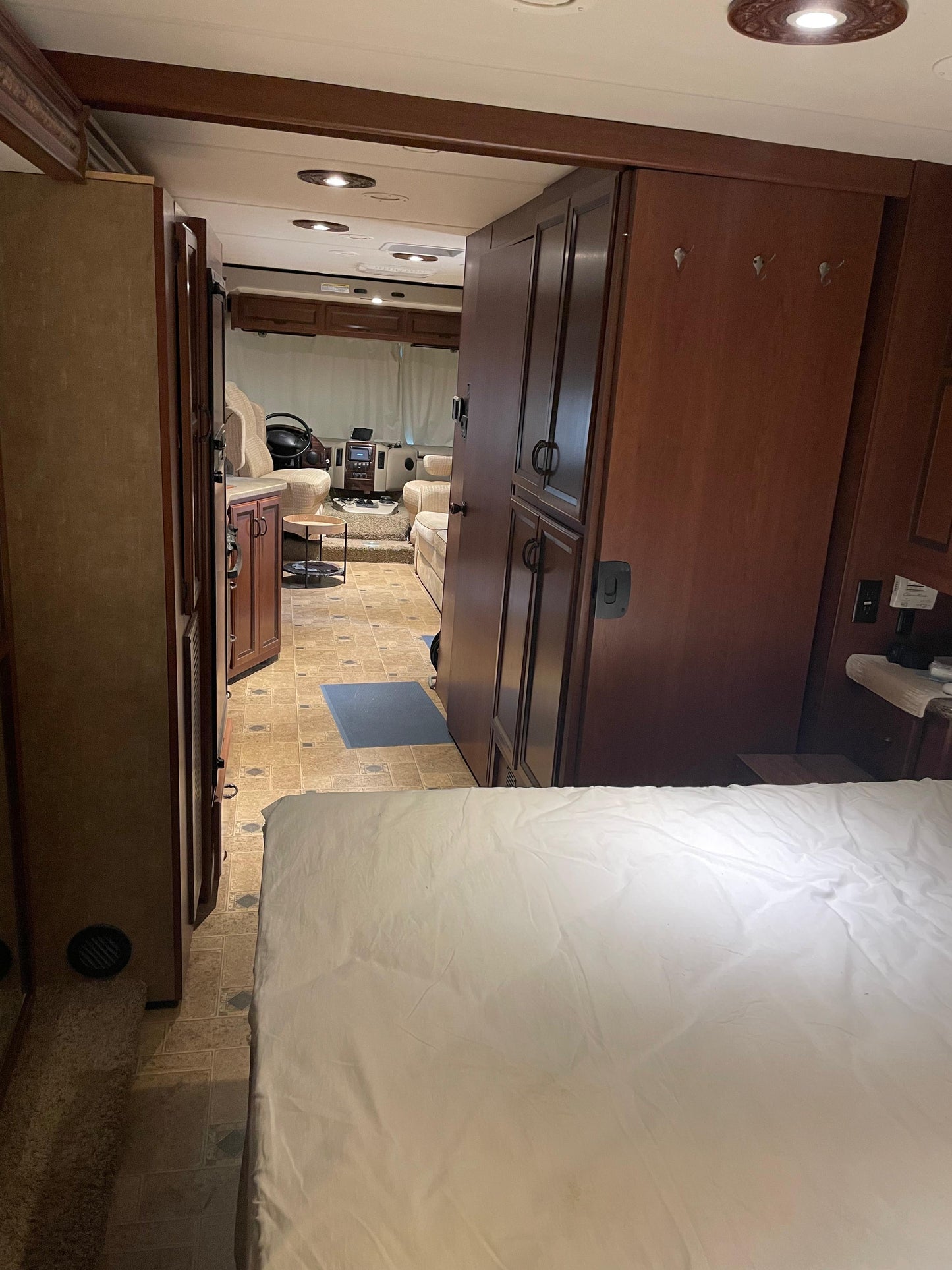 2014 Thor Hurricane 32N