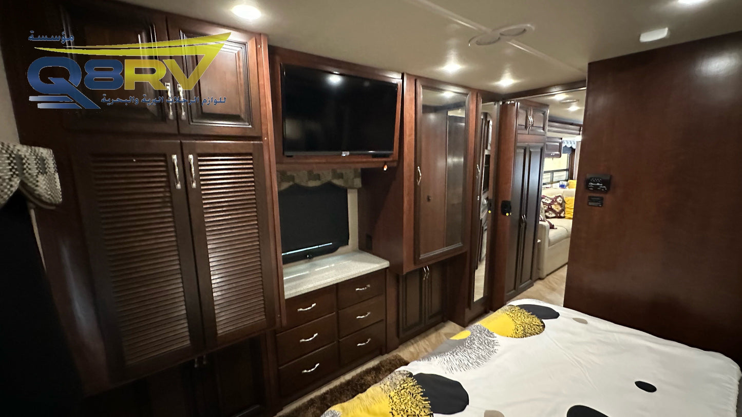 2017 Vacationer XE 32A
