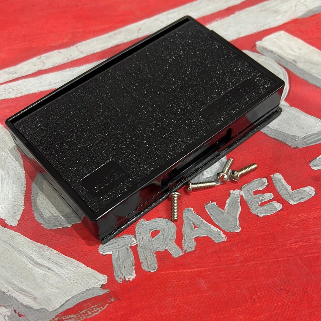 Dual Outlet Cover Black غطاء مخرج كهرباء