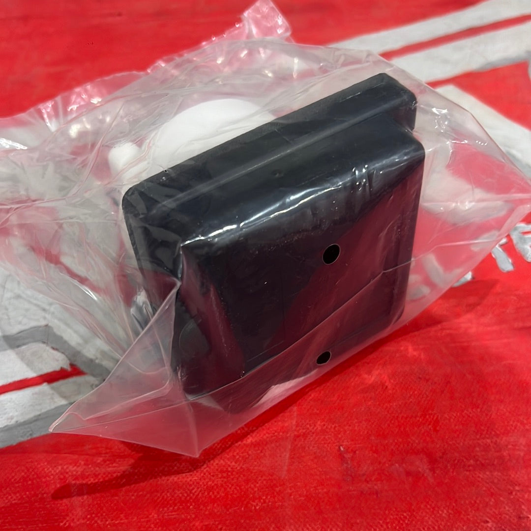 30A ِPower Plug black مدخل كهرباء