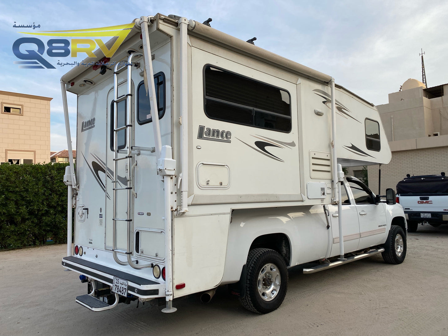 2008 Lance 992 ok