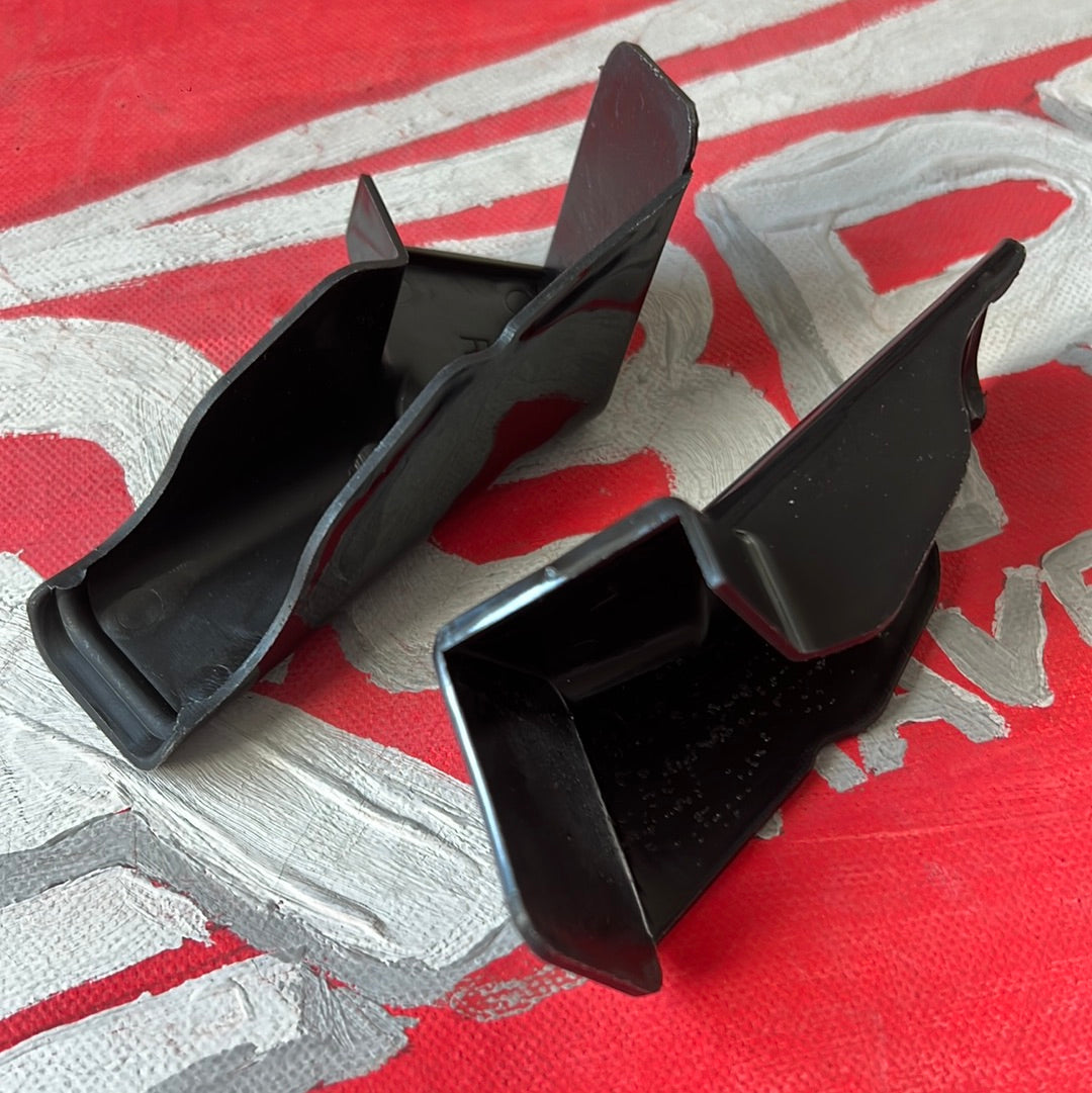 Rain Gutter Black مرزام مطر