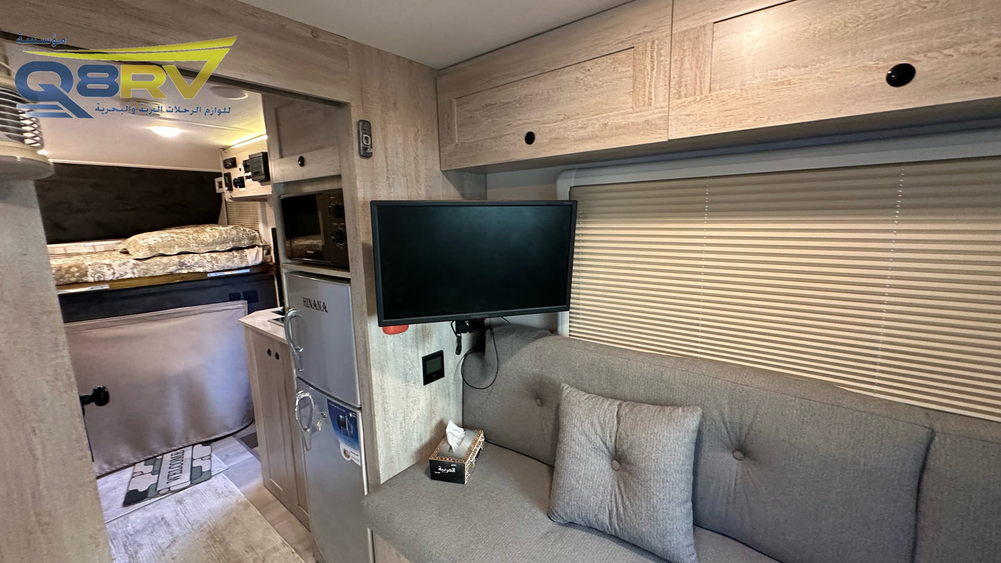2007 GMC 2500HD 2024 Camper