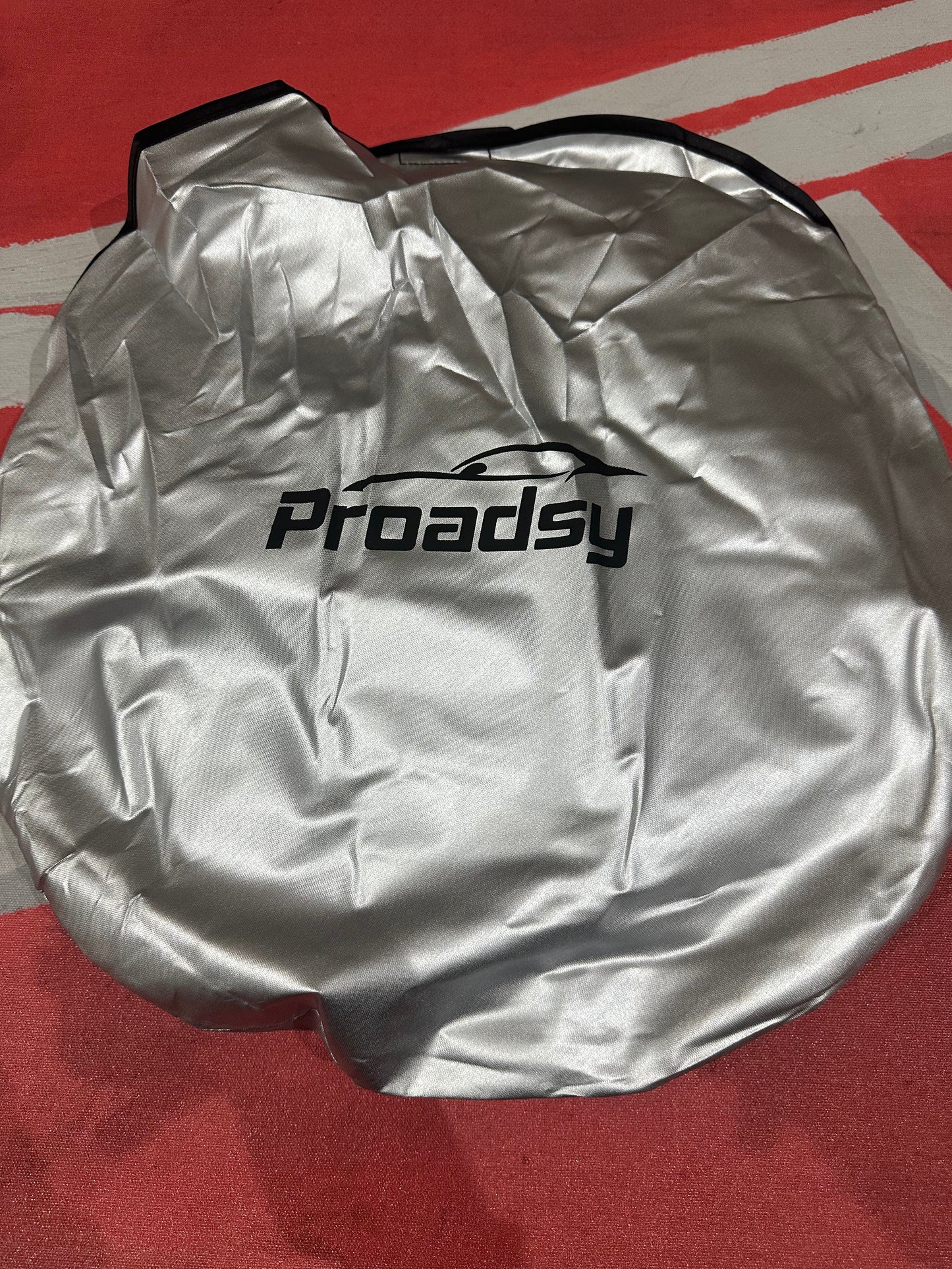 Foldable Sunshade عازل الشمس والحرارة