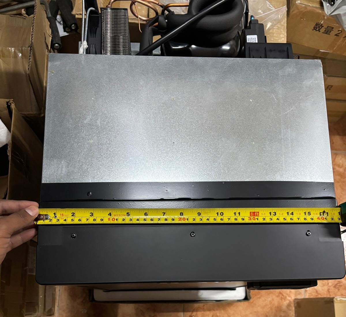 12 Volt DC Refrigerator ثلاجة