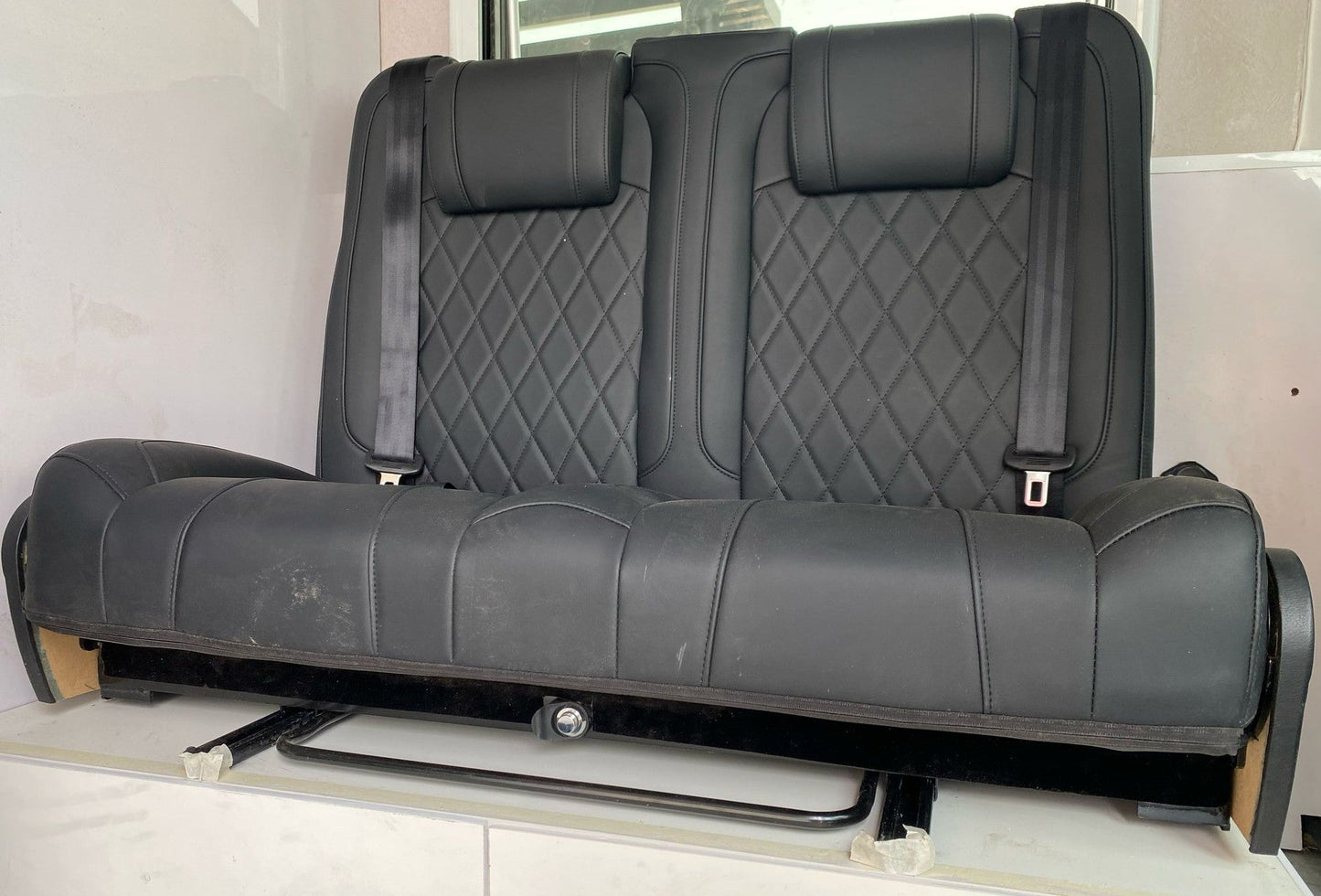 Sofa seat مقعدمتحرك