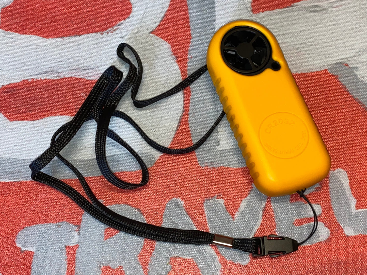 Digital Handheld Anemometer مقاس سرعة الهواء والحرارة
