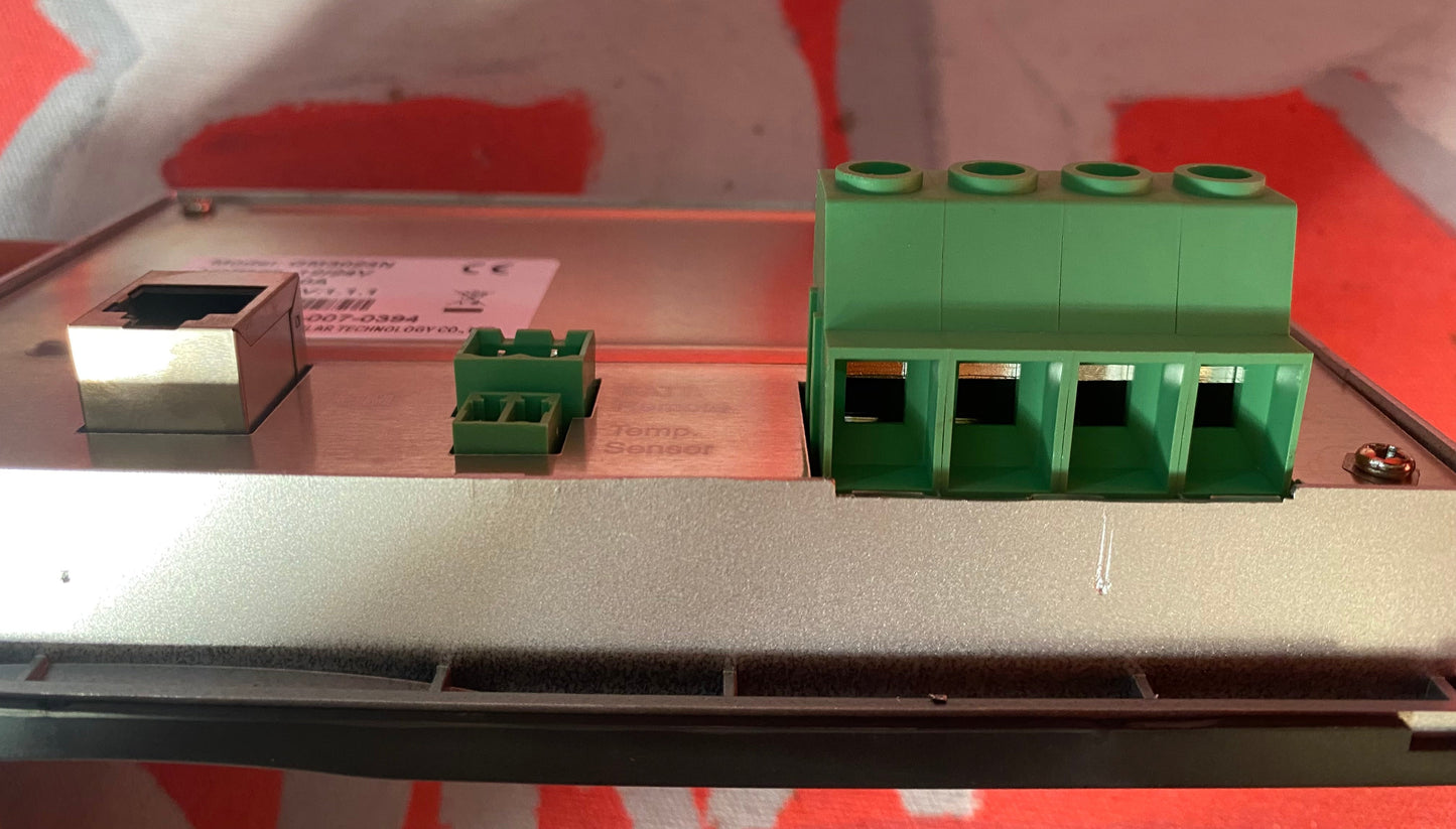 PWM Solar Charger Controller 30A منظم طاقة شمسية