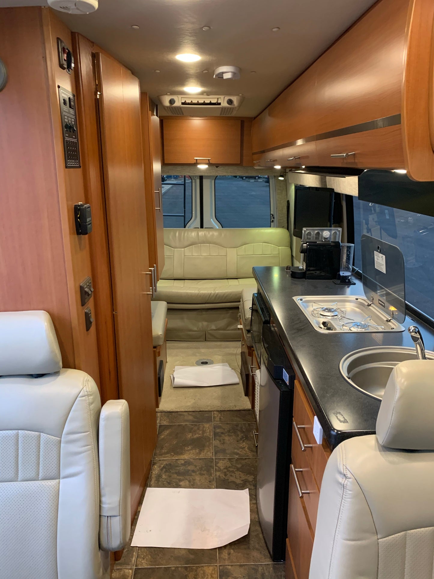 2012 Winnebago 24ft