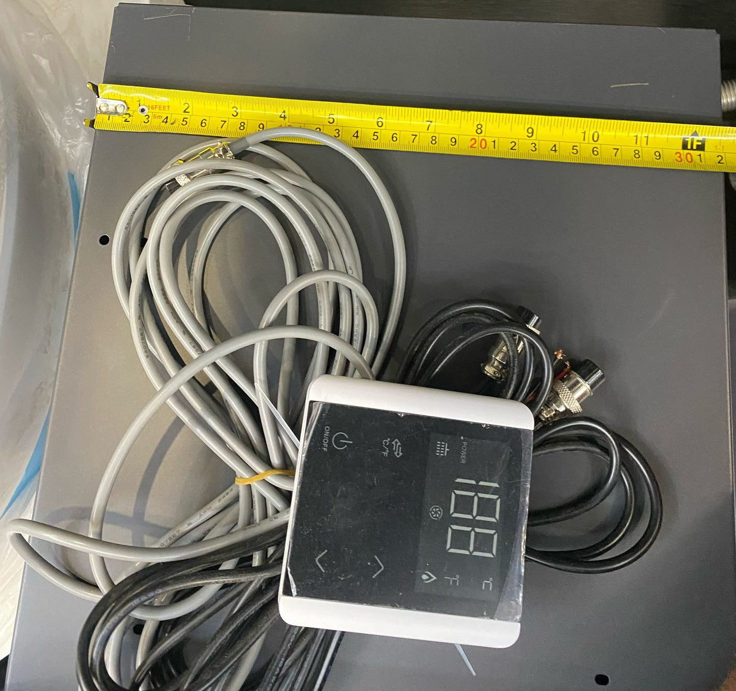 Gas water heater black سخان المياه غاز