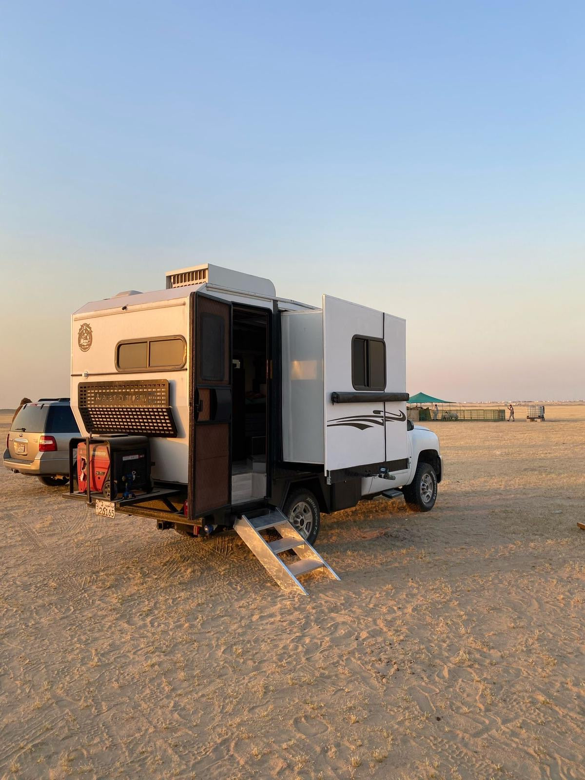 2007 Silverado 2500 HD Camper