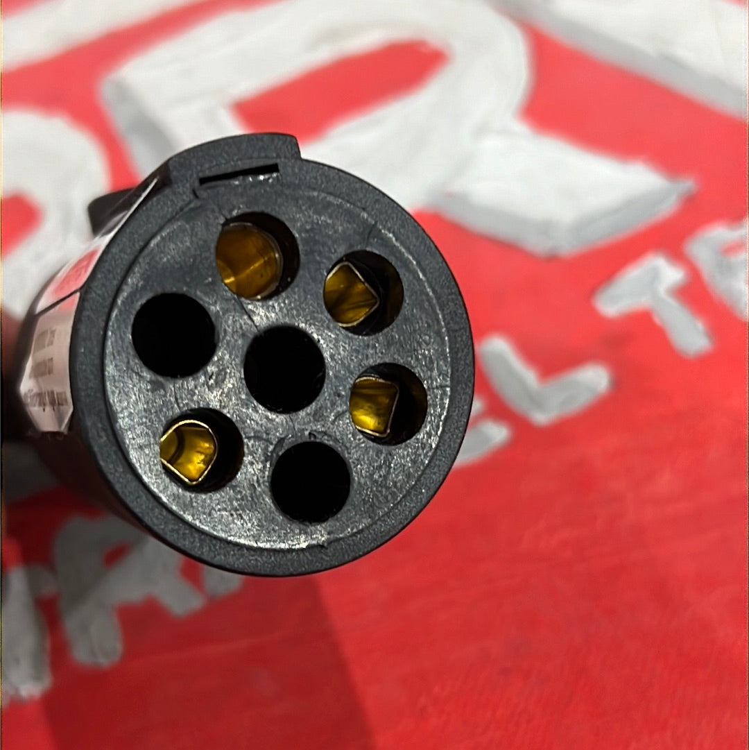 وصلة وايرات المقطورة من7 الى 4Trailer Adapter