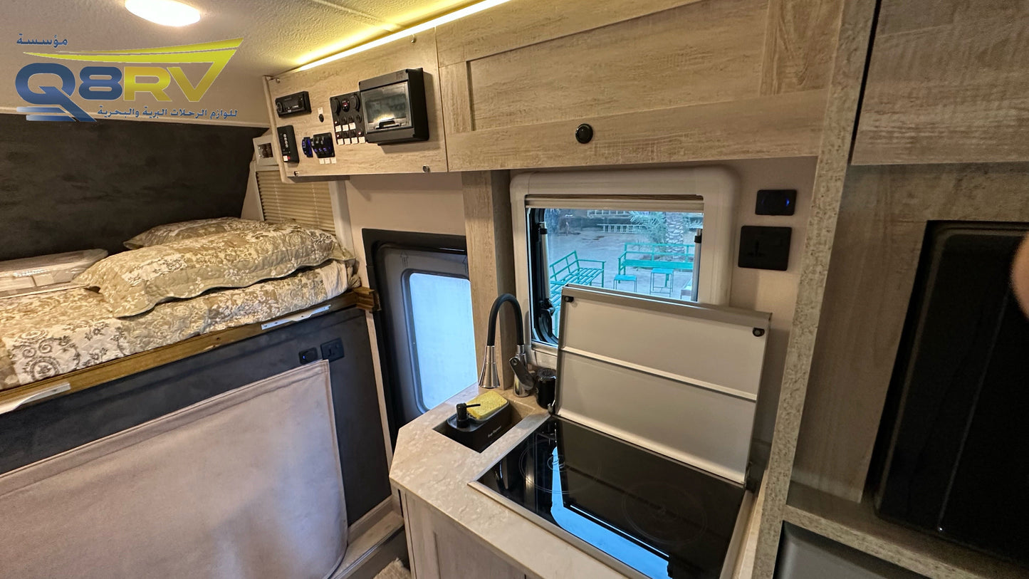 2007 GMC 2500HD 2024 Camper