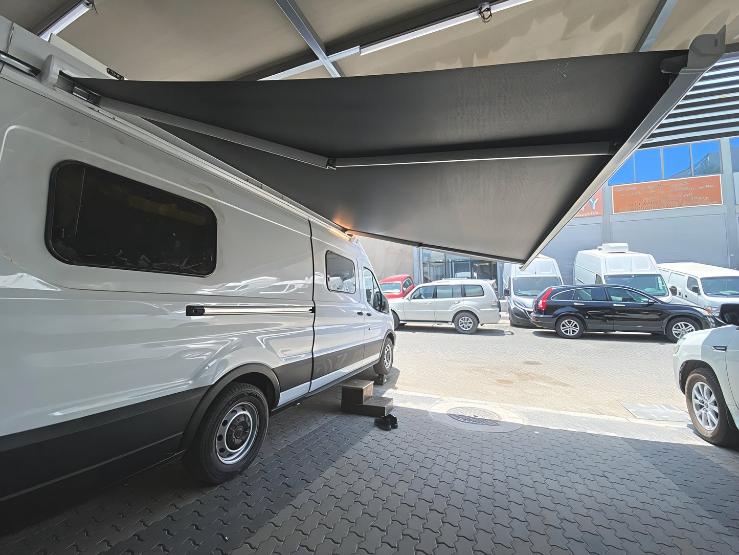 12 Volts Caravan Awning Europe  مظلة كرفان اتماتك اوربية