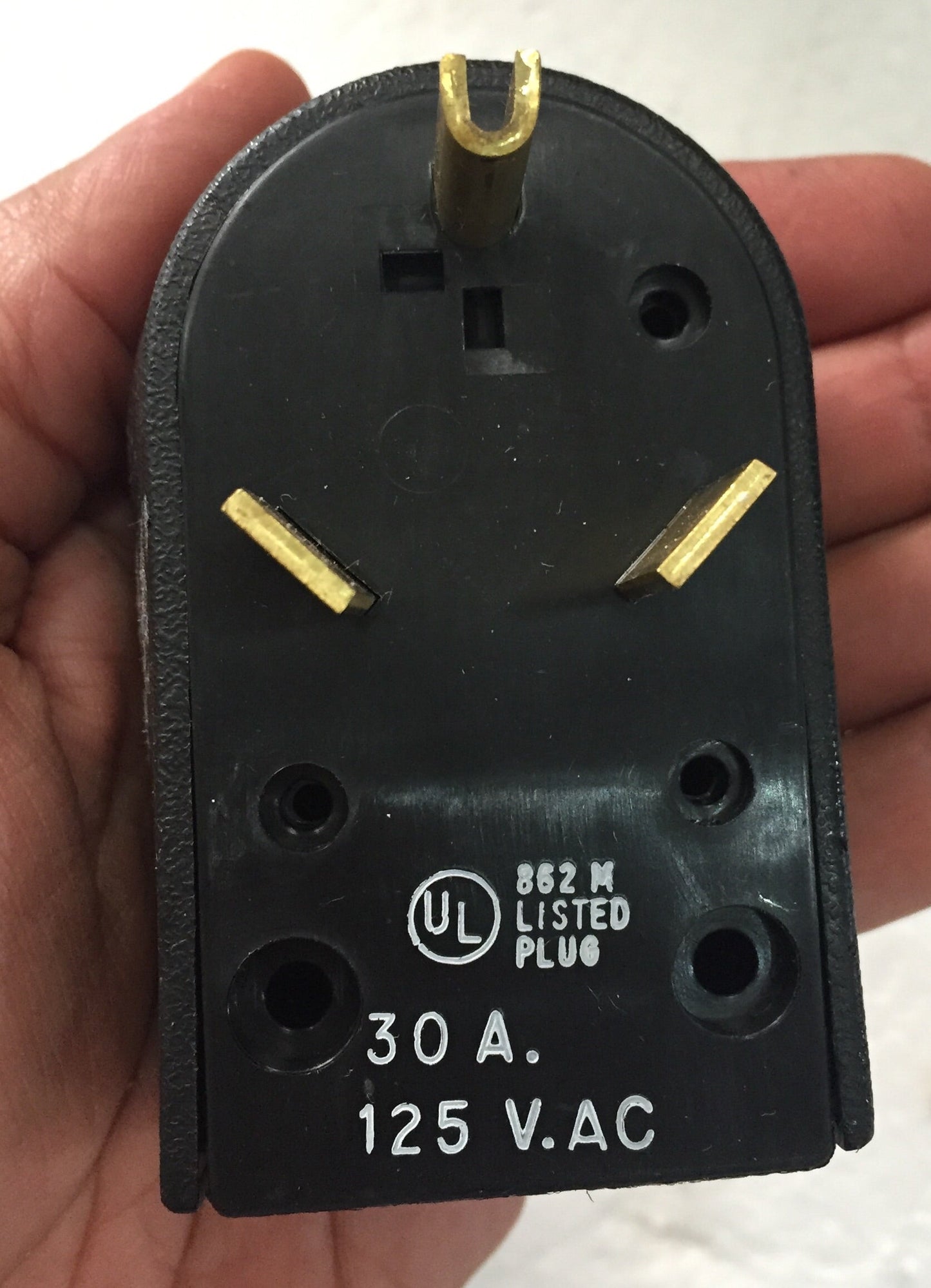 Male power plugبلاك 30 امبير ميل