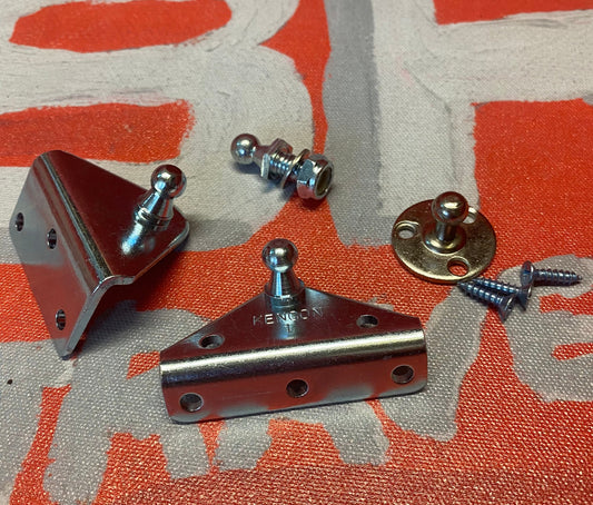 Stud Bracket  قواعد معاون الباب